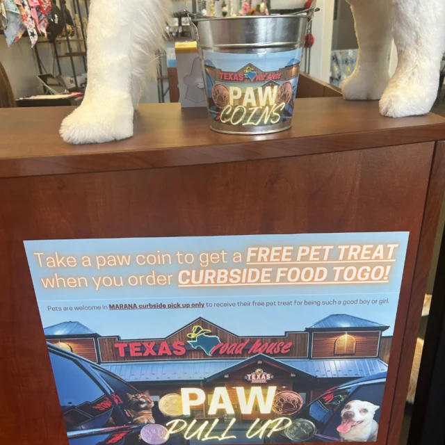 Treat yourself (and your pup) to our local Texas Roadhouse!
Next time you come by Dogs of Tucson, pick up a paw coin for a FREE dog treat when you order curbside food to-go.

#DogsofTucson #DogLovers #TucsonBusiness #TucsonDogs #PetParent #DogLovers #TexasRoadhouse